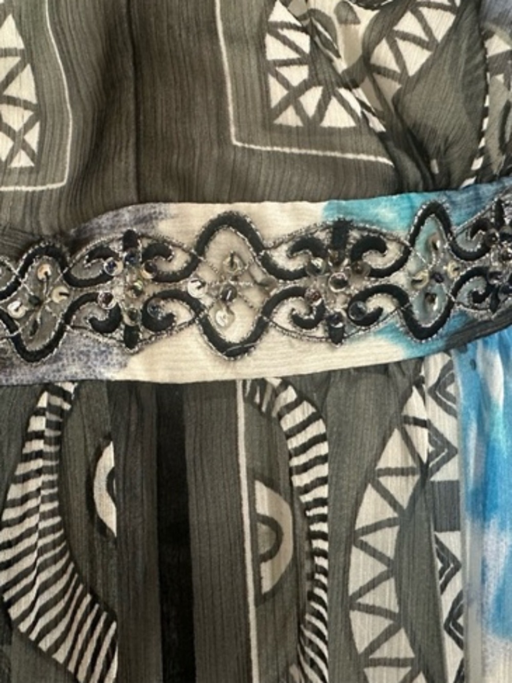 White House Black Market Printed Maxi Dress - size 0 - Picture 3 of 6